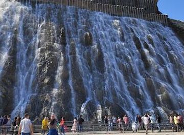 Khorfakkan Waterfalls