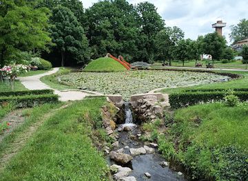 romania/craiova/attraction/botanical-garden-main-gate