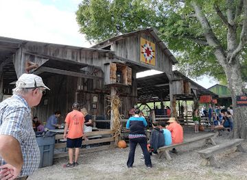 tennessee/smyrna/attraction/walden-pumpkin-farm