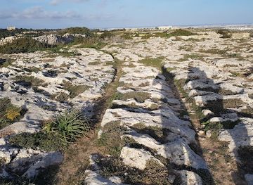 malta/northern-region/attraction/clapham-junction-cart-ruts