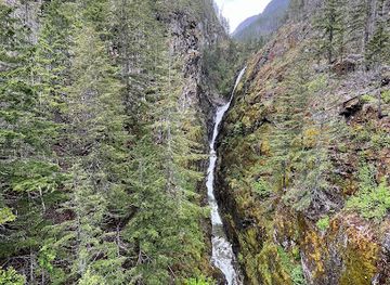 washington/northern-cascades/attraction/gorge-overlook-trail