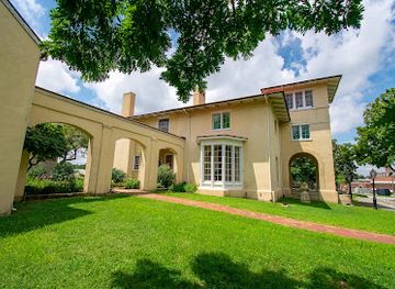 north-carolina/greensboro/old-irving-park/attraction/blandwood-museum