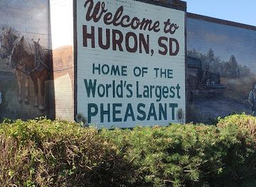 south-dakota/south-central-south-dakota/attraction/world-s-largest-pheasant