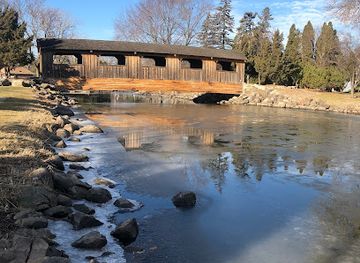 wisconsin/southeast-wisconsin/attraction/fond-du-lac-lighthouse