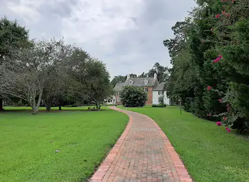 Ferry Plantation House