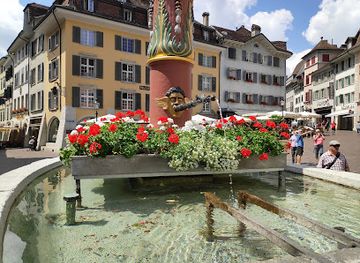 switzerland/solothurn/attraction/st-ursen-fountain