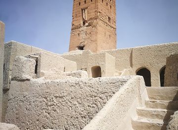 oman/bahla/attraction/Burj-al-Jas