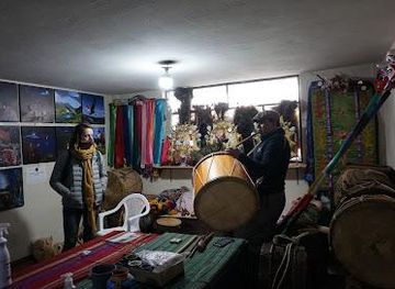 ecuador/ambato/attraction/kuntur-wasi-galeria-de-arte-el-condor-enamorado