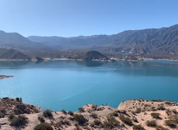 argentina/cuyo/attraction/vista-dique-potrerillos
