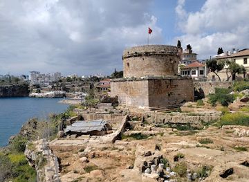 turkiye/antalya/kaleici/attraction/hidirlik-tower