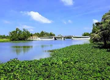 vietnam/mekong-delta/attraction/royal-mausoleum