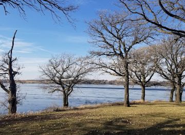 south-dakota/glacial-lakes-and-prairies/attraction/lake-herman-state-park
