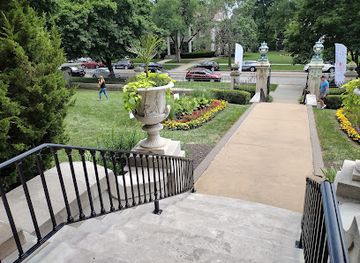 missouri/independence/attraction/kansas-city-museum