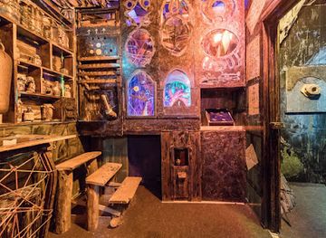 romania/brasov/attraction/puzzle-punks-escape-room-brasov