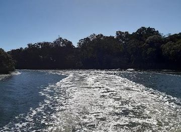 australia/byron-bay/attraction/byron-bay-eco-cruises-kayaks