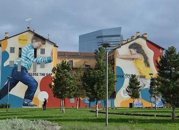 italy/bergamo/attraction/casa-murale