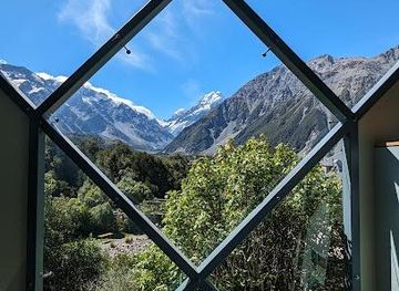 new-zealand/mount-cook-national-park/attraction/aoraki-mount-cook-national-park-visitor-centre