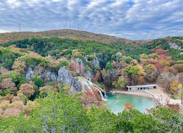 oklahoma/turner-falls-park/attraction/the-castle