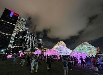 singapore/marina-bay/attraction/i-light-singapore