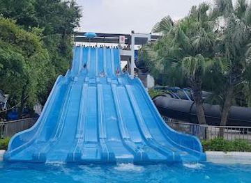 vietnam/hanoi/attraction/ho-tay-water-park