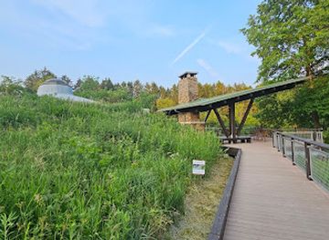 ohio/akron/attraction/nature-realm-visitor-center