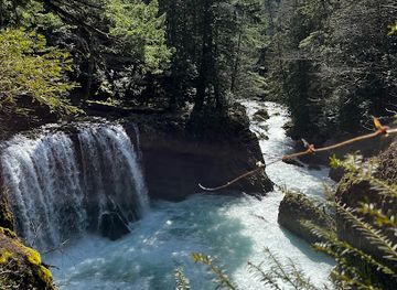 washington/columbia-river-gorge/attraction/spirit-falls