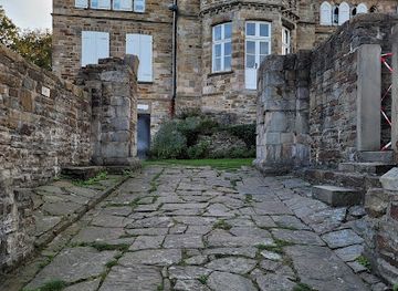 germany/ruhr/attraction/burg-isenberg