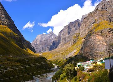 india/valley-of-flowers-national-park/attraction/keshav-prayag