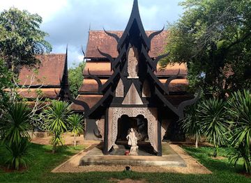 thailand/golden-triangle/attraction/baan-dam-museum