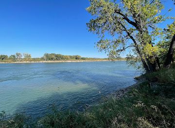 north-dakota/missouri-plateau/attraction/missouri-river-natural-area-and-trailhead