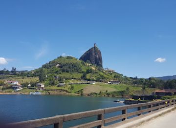 colombia/guatape/attraction/guatape