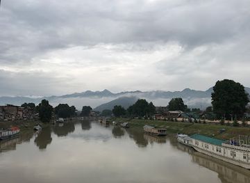 india/kashmir-valley/attraction/sps-museum