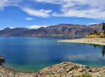 new-zealand/wanaka/attraction/lake-hawea