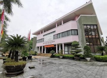 vietnam/hue/attraction/ho-chi-minh-museum