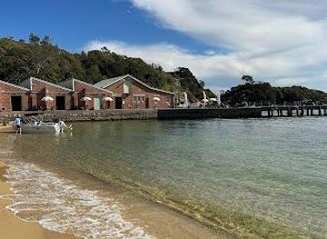 australia/sydney/attraction/quarantine-beach