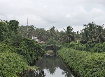 india/kozhikode/attraction/edakkal-beach