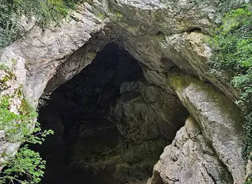 Tsutskhvati cave