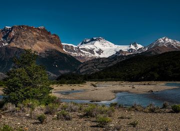 chile/torres-del-paine-national-park/attraction/cruce-a-torres-del-paine