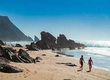 portugal/cascais/attraction/praia-da-adraga