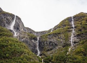 norway/flam/attraction/kjelfossen