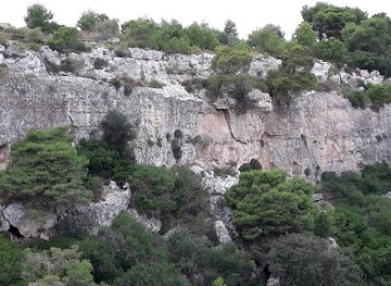 italy/apulia/attraction/gravina-di-petruscio