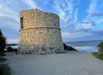 france/corsica/attraction/tour-de-diana