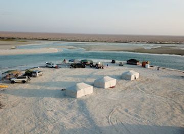 oman/wahiba-sands/attraction/white-beach