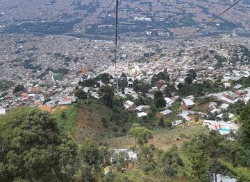 colombia/los-llanos/attraction/estacion-metrocable-arvi