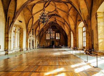 czechia/prague/attraction/old-royal-palace