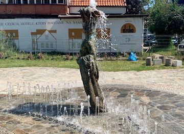poland/pomerania/attraction/fontanna-jasia-rybaka