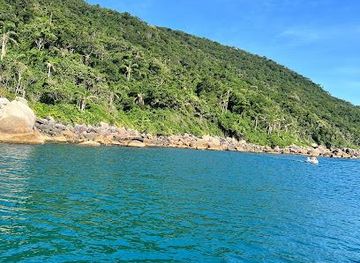 brazil/florianopolis/attraction/reserva-biologica-marinha-do-arvoredo