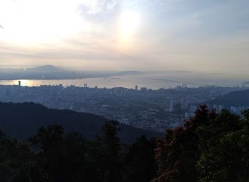 malaysia/penang-island/attraction/elevated-walkway-penang-hill