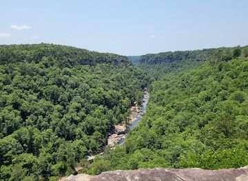 alabama/cherokee-rock-village/attraction/wolf-creek-overlook