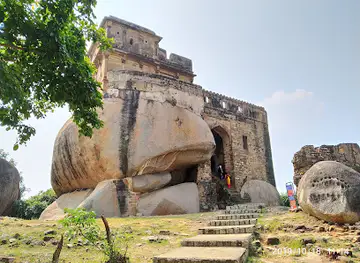 Rani Durgawati Fort